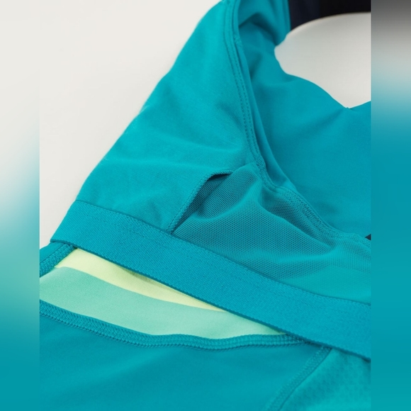 Lululemon Push Your Limits Tank - Picture 8 of 9